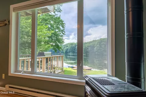 View/Area - 2 Birch Ct, Corinth, NY 12822 photo 5 of 6