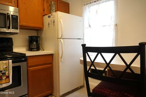 Kitchen - 69 Windham Ridge Rd #16-F, Windham, NY 12496 photo 2 of 2