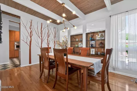 Dining - 218 Ormond St, Albany, NY 12208 photo 1 of 6