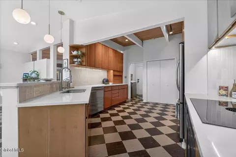 Kitchen - 218 Ormond St, Albany, NY 12208 photo 7 of 7
