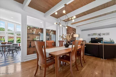 Dining - 218 Ormond St, Albany, NY 12208 photo 2 of 6