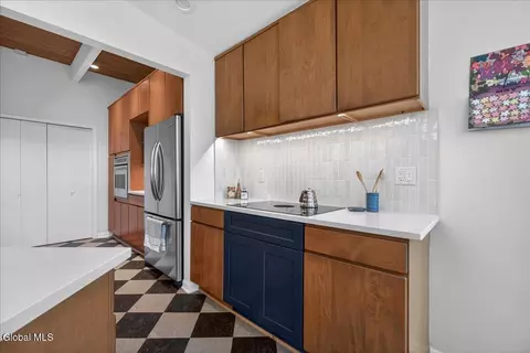 Kitchen - 218 Ormond St, Albany, NY 12208 photo 6 of 7