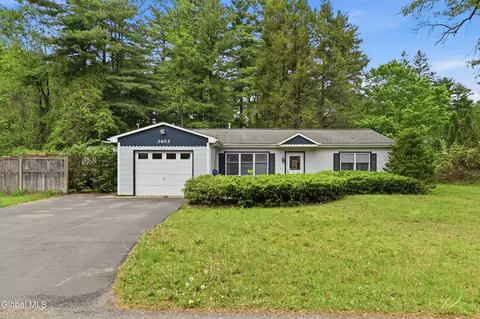 3403 Gari Ln, Schenectady, NY 12303