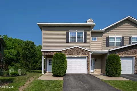 501 Avalon Pl, Cohoes, NY 12047