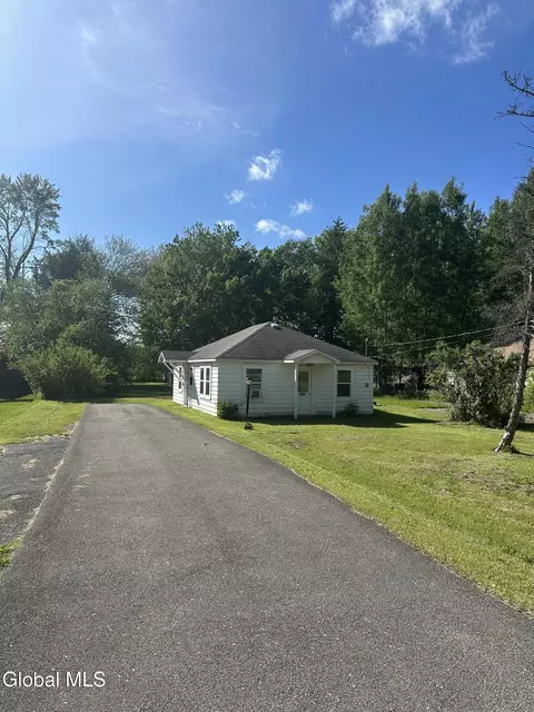 6963 Fuller Station Rd, Schenectady, NY 12303