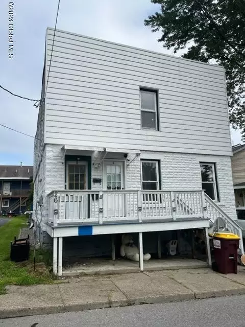 26 Lee St, Mechanicville, NY 12118