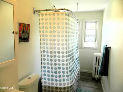 Bath - 1355 Dewitt St, Schenectady, NY 12303 photo 1 of 11