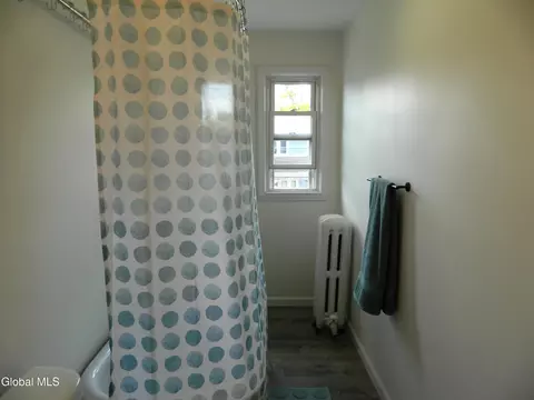 Bath - 1355 Dewitt St, Schenectady, NY 12303 photo 11 of 11