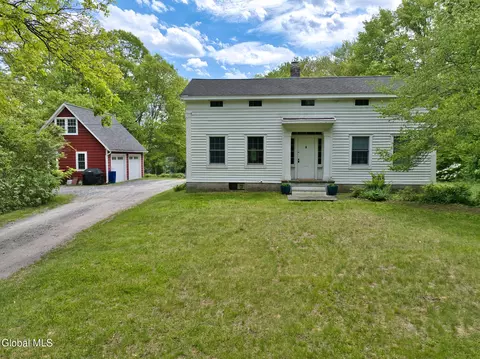 1712 Crescent Rd, Rexford, NY 12148