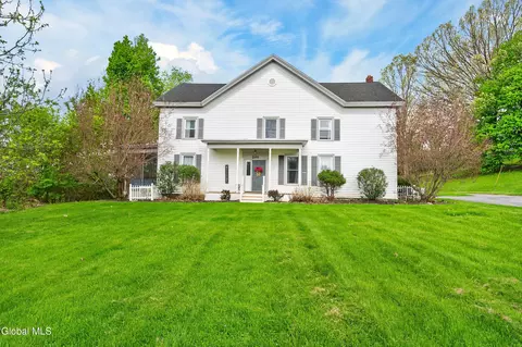 201 Harris Ave, Mechanicville, NY 12118