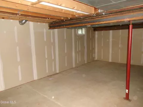 Other - 15 Pinecrest Dr, Schenectady, NY 12309 photo 21 of 25