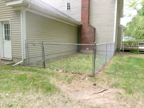 Exterior - 15 Pinecrest Dr, Schenectady, NY 12309 photo 11 of 11
