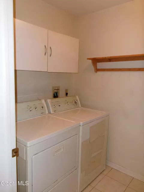 Other - 15 Pinecrest Dr, Schenectady, NY 12309 photo 7 of 25