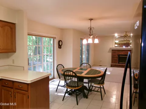 Dining - 15 Pinecrest Dr, Schenectady, NY 12309 photo 6 of 15