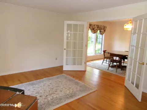 Other - 15 Pinecrest Dr, Schenectady, NY 12309 photo 2 of 25