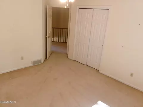 Bedroom - 15 Pinecrest Dr, Schenectady, NY 12309 photo 10 of 13