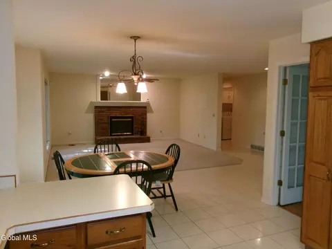 Dining - 15 Pinecrest Dr, Schenectady, NY 12309 photo 5 of 15