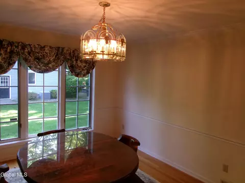 Dining - 15 Pinecrest Dr, Schenectady, NY 12309 photo 10 of 15