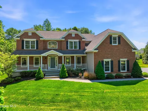 30 Walden Cir, Saratoga Springs, NY 12866