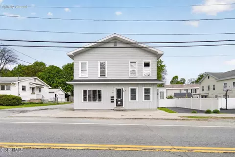 12 Burgoyne St, Schuylerville, NY 12871