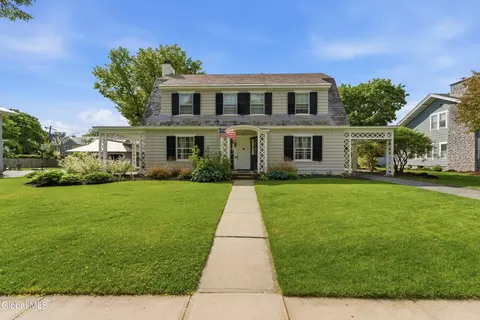 12 Horicon Ave, Glens Falls, NY 12801