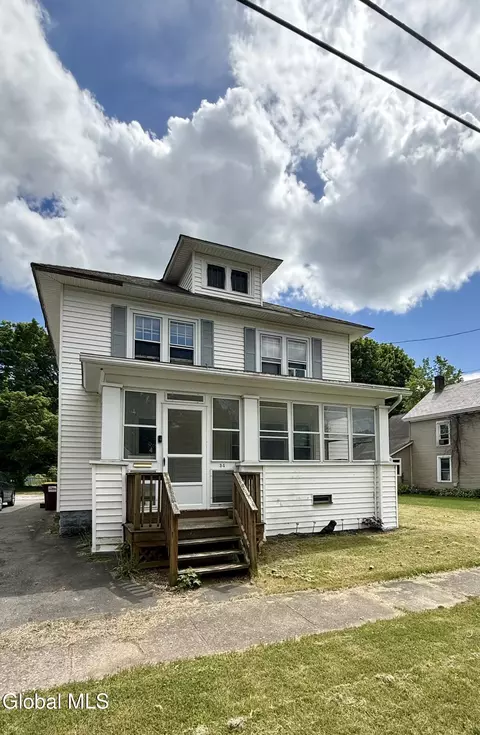 34 Center St, Fort Edward, NY 12828