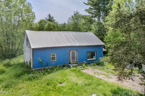 328 North Rd, Averill Park, NY 12018