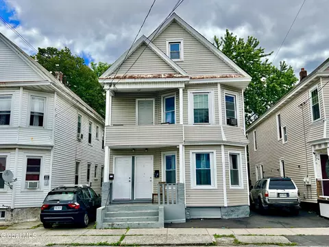 807 Craig St, Schenectady, NY 12307