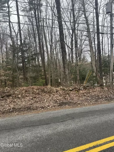 272 Stone Church Rd, Ballston Spa, NY 12020