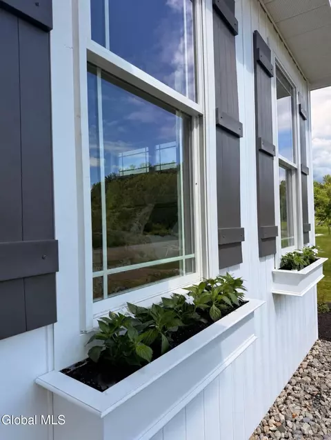 Exterior - 156 Deepkill Rd, Troy, NY 12182 photo 3 of 3