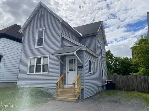 41 Catherine St, Ilion, NY 13357