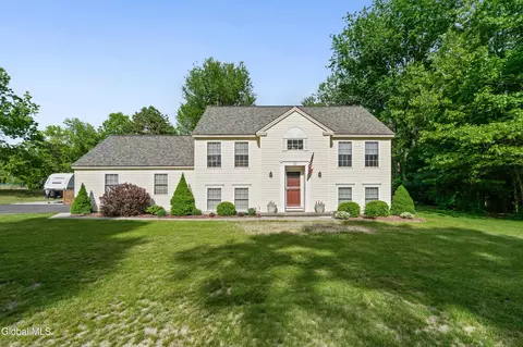 31 Grey Fox Dr, Moreau, NY 12828