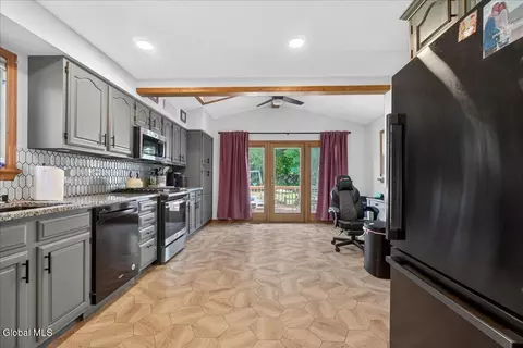 Kitchen - 1932 Tower Ave, Schenectady, NY 12304 photo 1 of 6