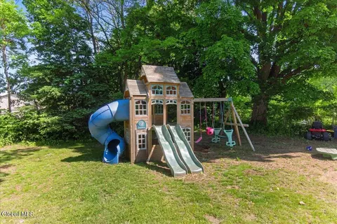 Exterior - 1932 Tower Ave, Schenectady, NY 12304 photo 12 of 13