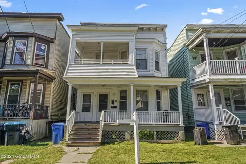 88 Woodlawn Ave, Albany, NY 12208