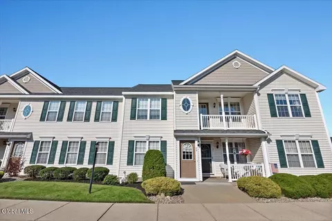 42 Morning Glory Way, Schenectady, NY 12306