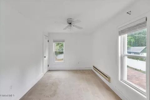 Bedroom - 2115 Colgate Pl, Schenectady, NY 12304 photo 6 of 6