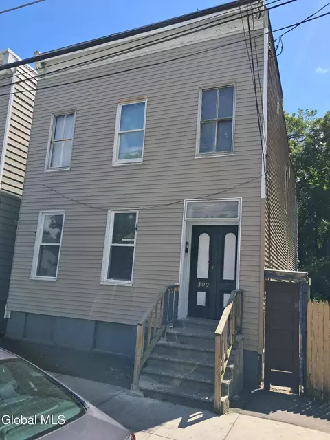 300 3rd St, Albany, NY 12206