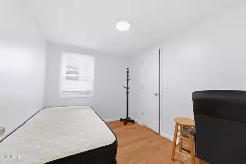 Bedroom - 86 14th St, Troy, NY 12180 photo 4 of 6