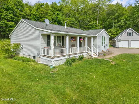 121 Buck Hill Rd, Jefferson, NY 12093