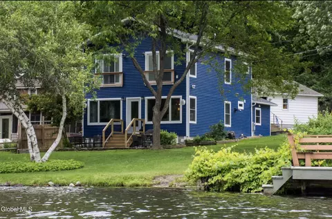 90 W Shore Dr, Valatie, NY 12184