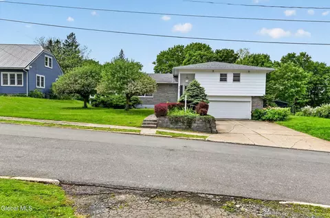 22 Phillips Ave, Canajoharie, NY 13317