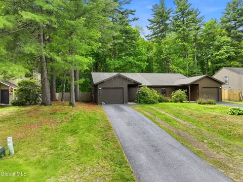 268 Thimbleberry Rd, Ballston Spa, NY 12020