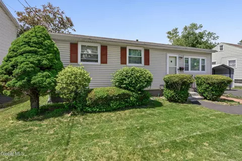 327 Manchester Rd, Schenectady, NY 12304