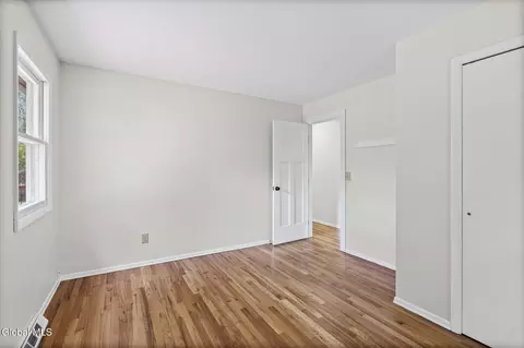 Bedroom - 118 E Poplar Dr, Delmar, NY 12054 photo 4 of 9