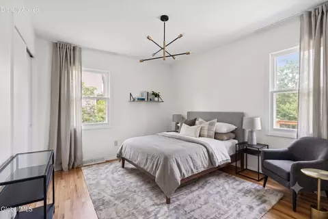 Bedroom - 118 E Poplar Dr, Delmar, NY 12054 photo 1 of 9