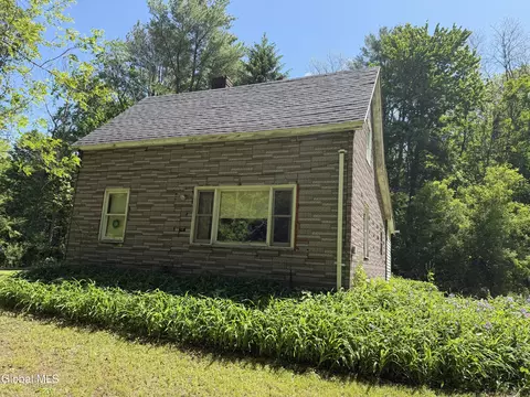 11342 State Route 32, Greenville, NY 12083