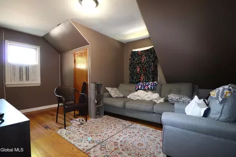 828 Harrison Ave, Schenectady, NY 12306 photo 9