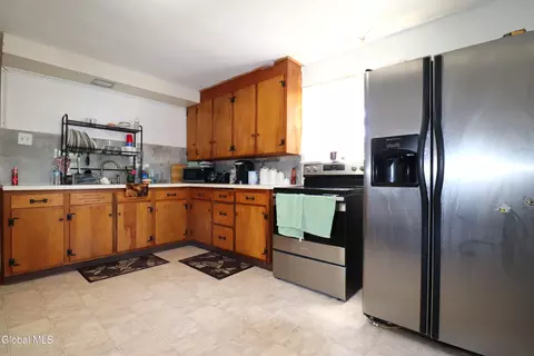 828 Harrison Ave, Schenectady, NY 12306 photo 6
