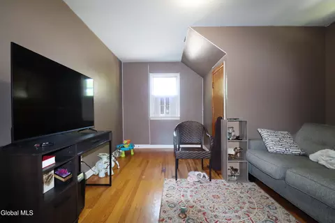828 Harrison Ave, Schenectady, NY 12306 photo 10